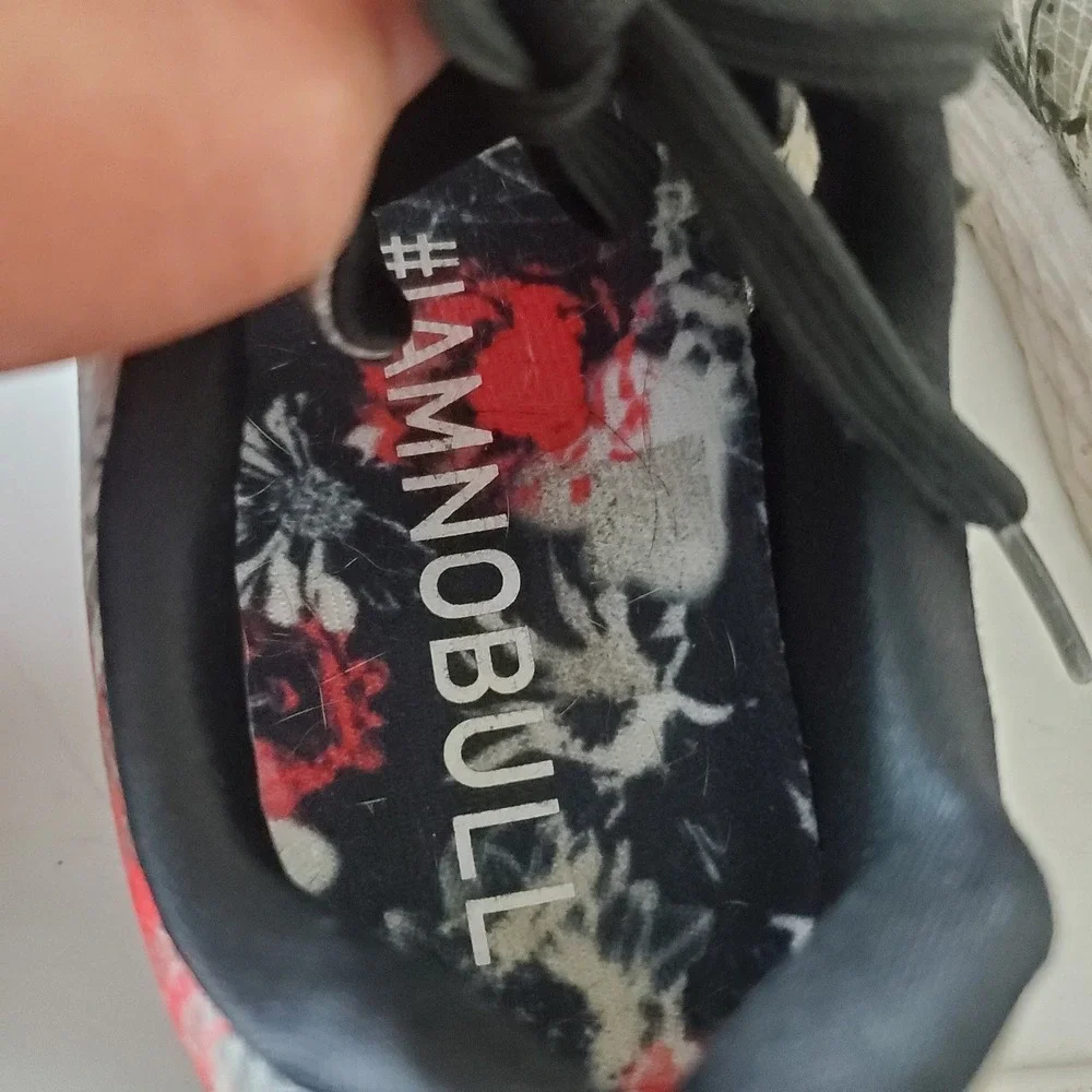 NOBULL Women's Ripstop Runner Shoes Size 8 Floral Red Black White Athletic